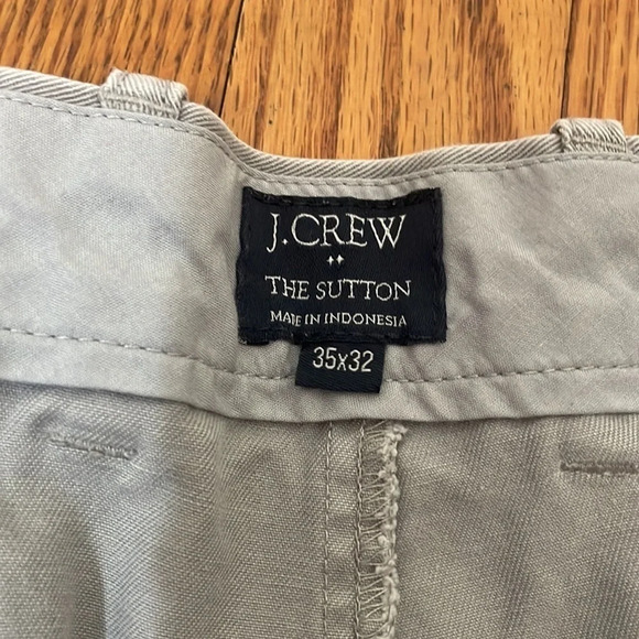 J. Crew Factory The Sutton Straight Fit Flat Front Chinos Men’s Size 35x32 - Picture 3 of 7